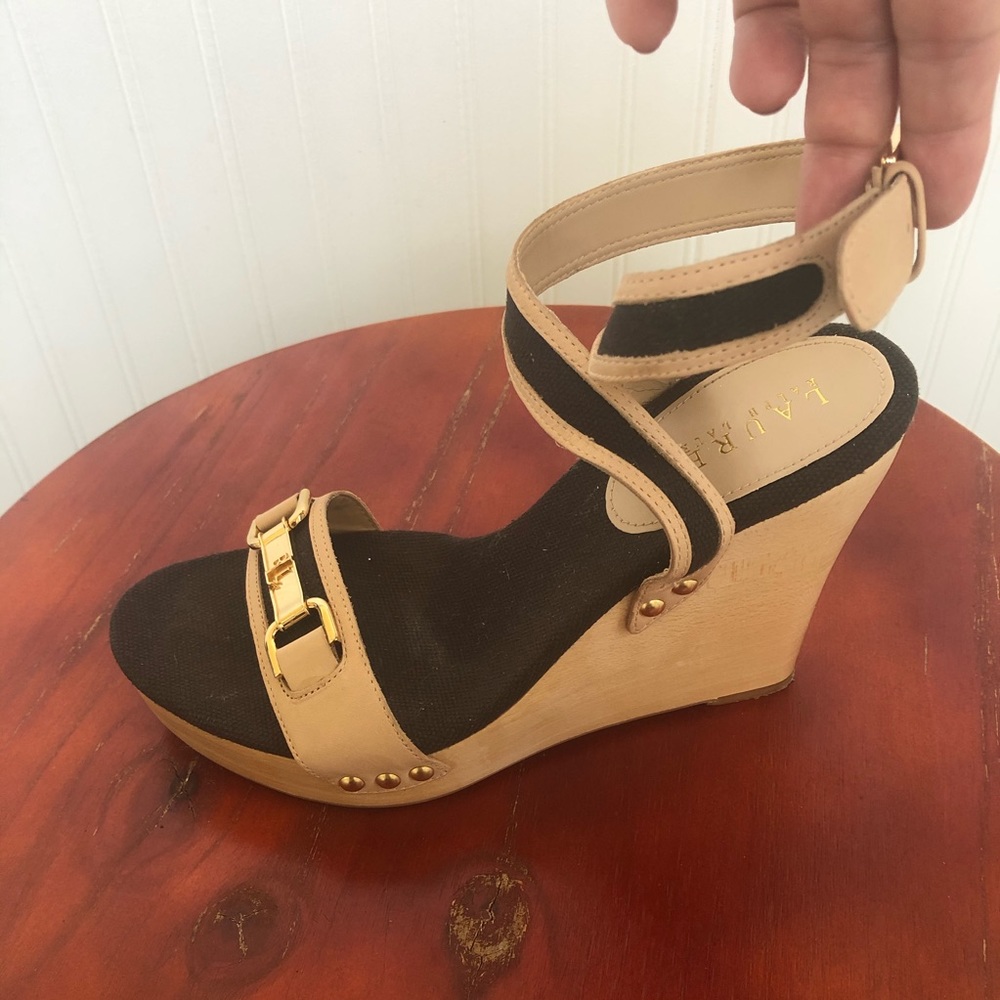 Ralph Lauren Beige/Black Strappy Wood Wedge 7.5M - Picture 2 of 9